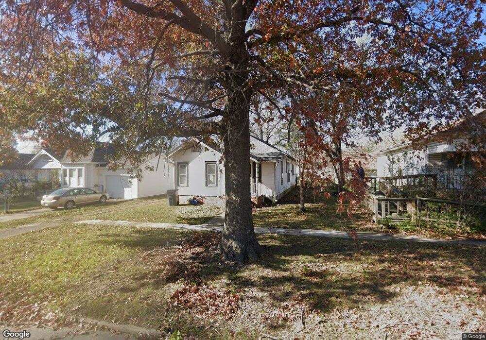 409 N 6th St, Henryetta, OK 74437 - photo 1