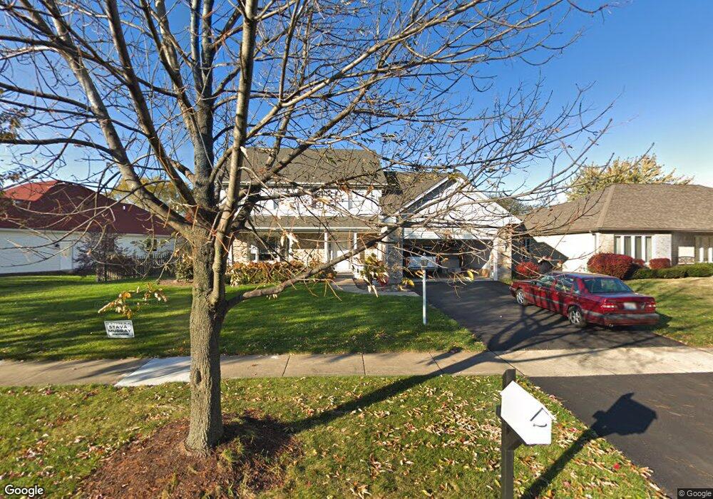 2154 Hidden Valley Dr, Naperville, IL 60565 - photo 1