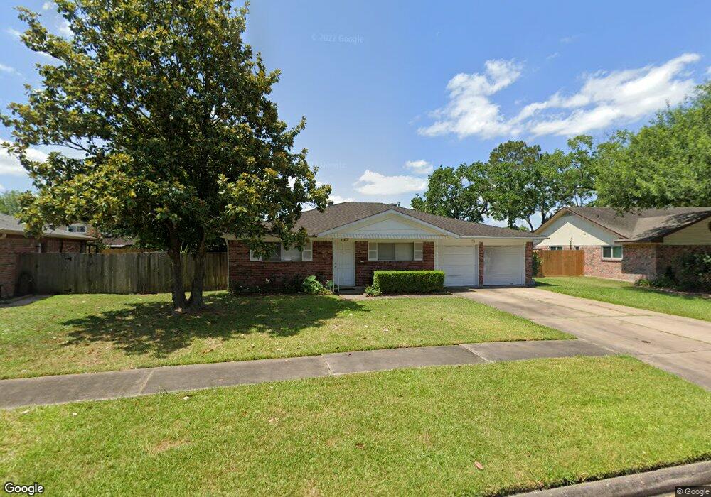11410 Kirkhollow Dr, Houston, TX 77089 - photo 1