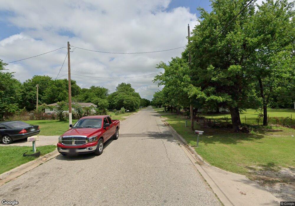 622 NE L Corner, Ardmore, OK 73401 - photo 1