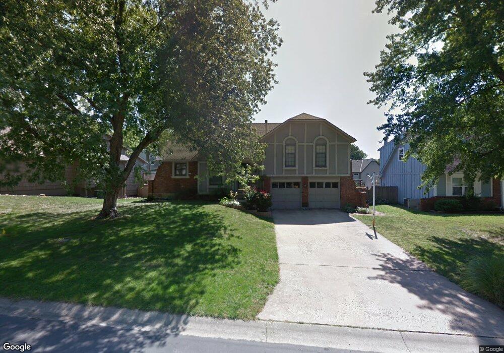 13707 W 80th St, Lenexa, KS 66215 - photo 1