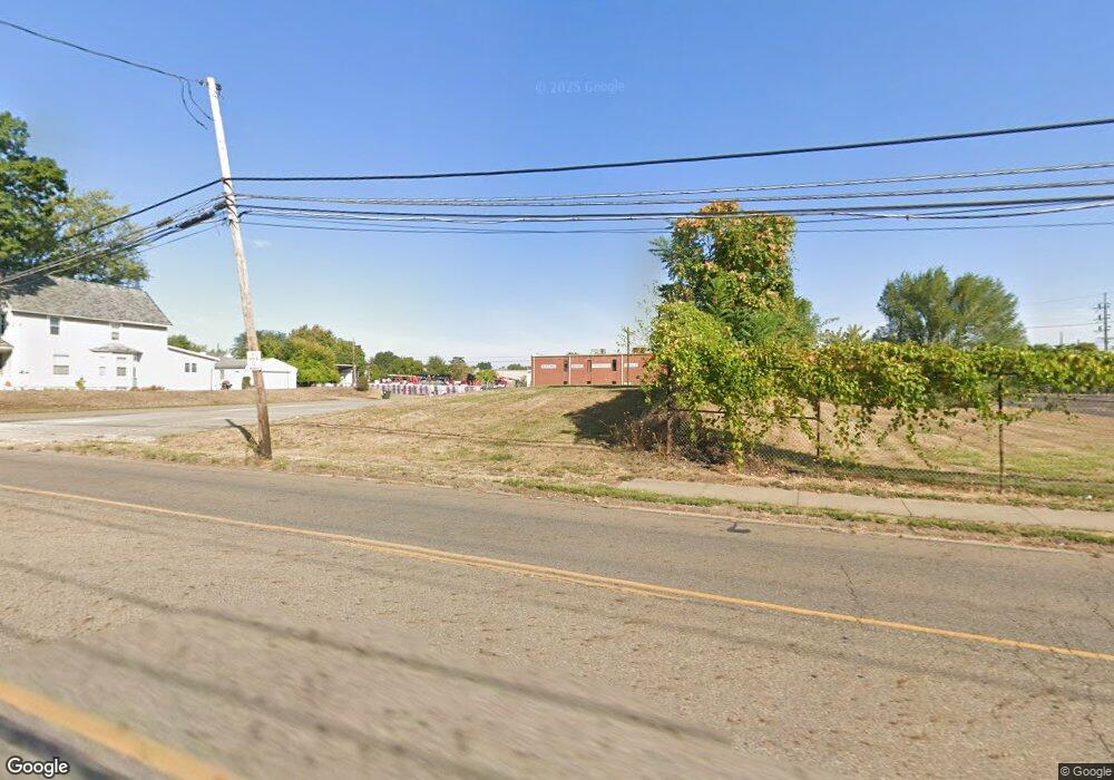 1523 Navarre Rd SW, Canton, OH 44706 - photo 1