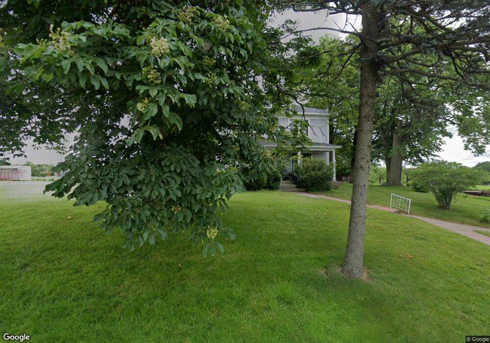 515 Henshaw St, Rochdale, MA 01542 - photo 1