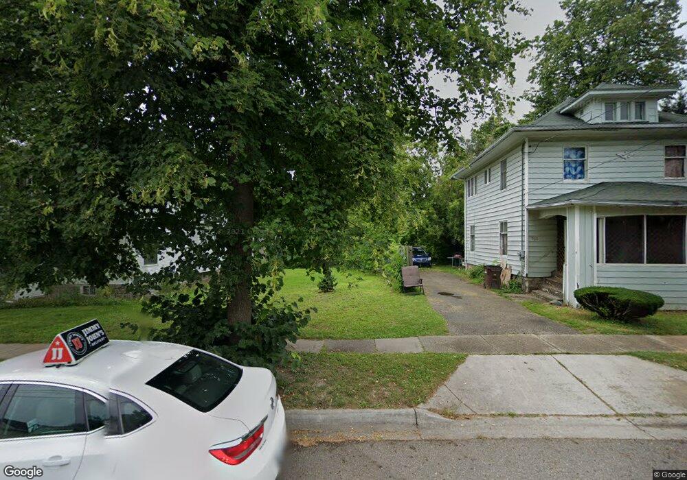 729 Chicago Ave, Lansing, MI 48915 - photo 1