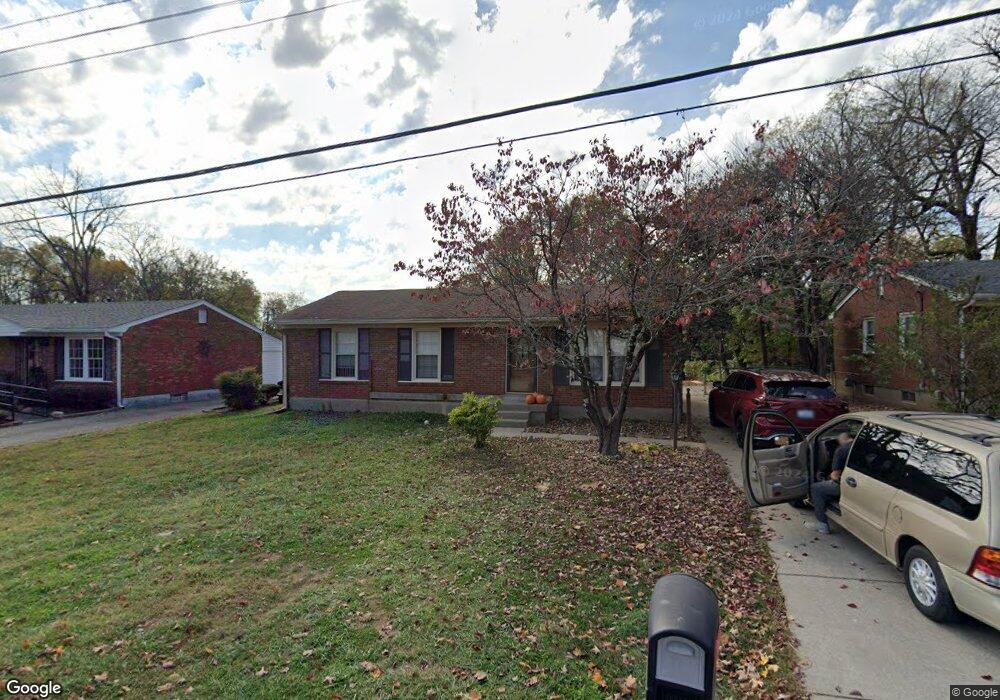 9418 Plumwood Rd, Louisville, KY 40291 - photo 1