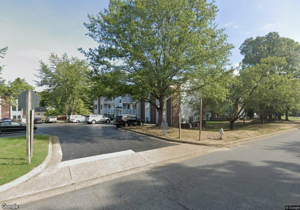 7600 Roscommon Ct, Henrico, VA 23228 - photo 1