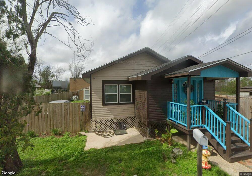 411 Garnet St, Houma, LA 70364 - photo 1