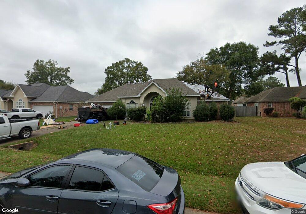 1927 University Dr, Mandeville, LA 70448 - photo 1