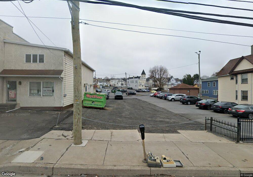 117 S Blakely St, Dunmore, PA 18512 - photo 1