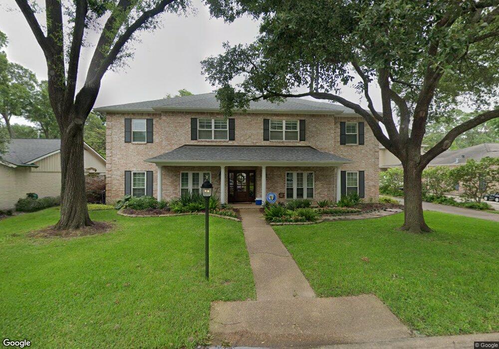 326 Patchester Dr, Houston, TX 77079 - photo 1