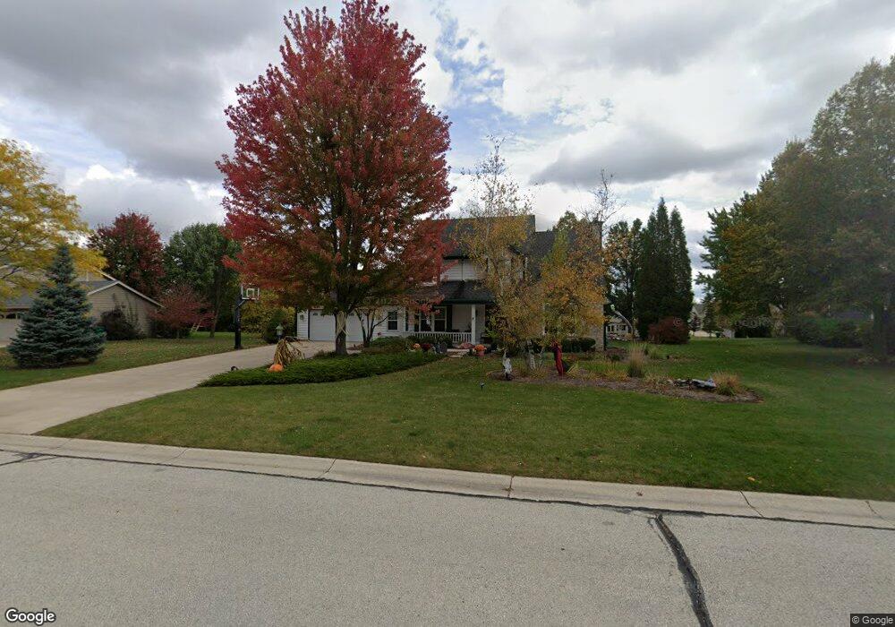 W148N7094 Terriwood Dr, Menomonee Falls, WI 53051 - photo 1
