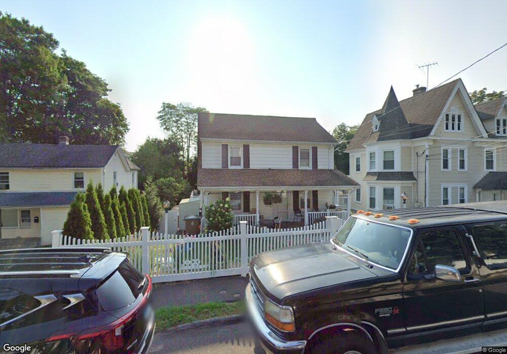 215 Knickerbocker Ave, Stamford, CT 06907 - photo 1