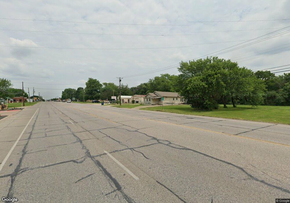 1009 W Ennis Ave, Ennis, TX 75119 - photo 1