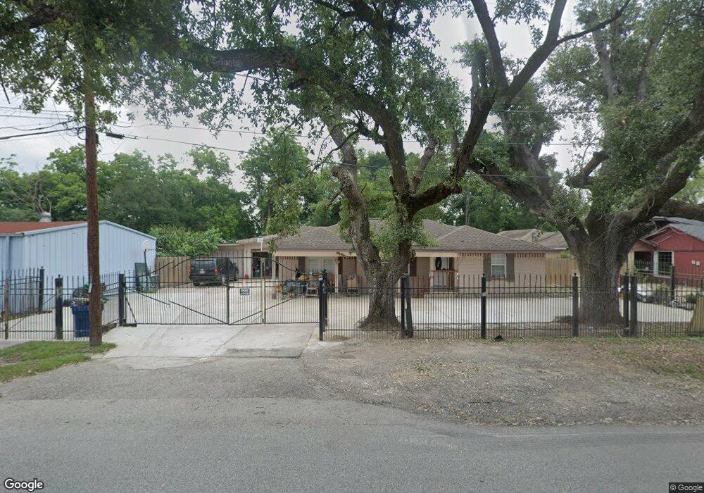 10824 Exeter St, Houston, TX 77093 - photo 1