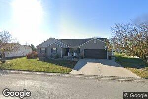 722 W 2nd St, Aviston, IL 62216