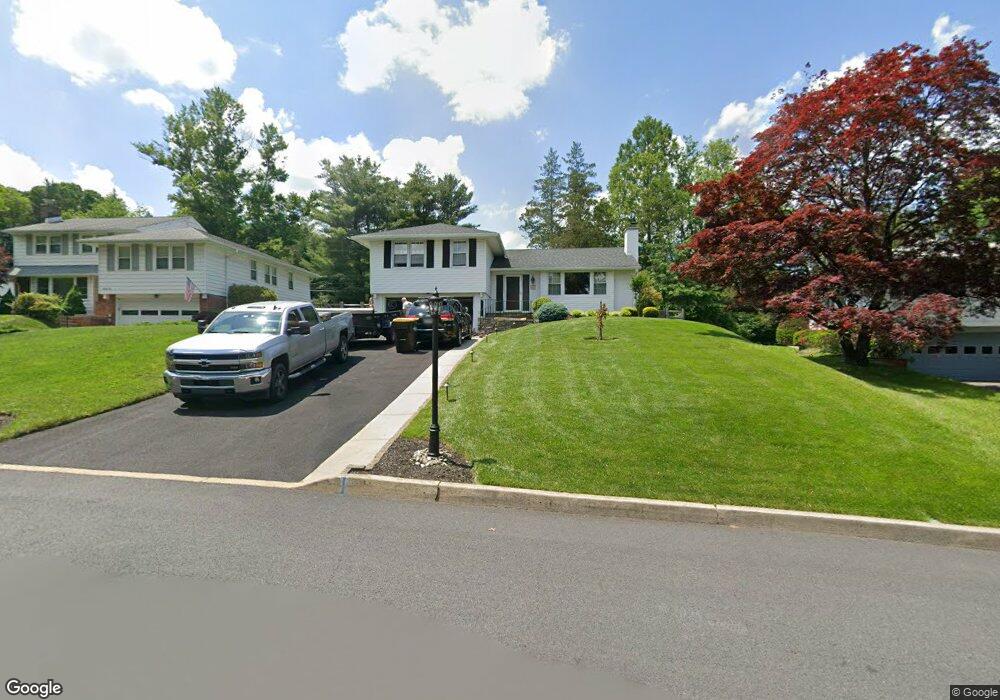 27 Betsy Ln, Ambler, PA 19002 - photo 1