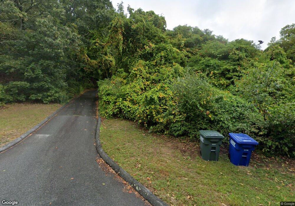 40 Chapman Ln, Gales Ferry, CT 06335 - photo 1