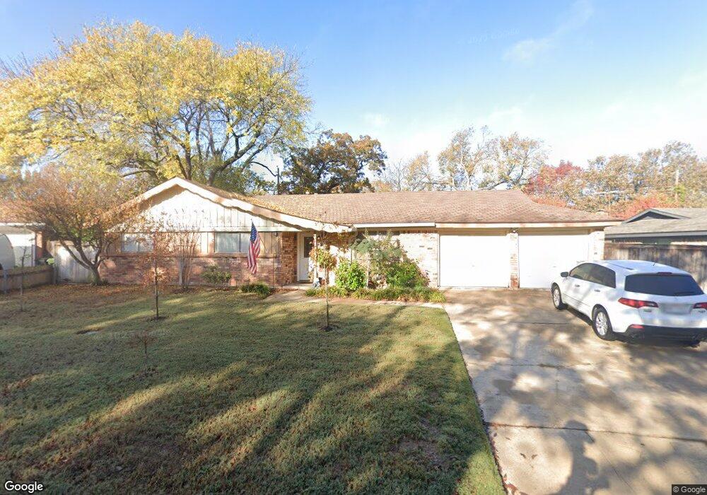 1153 Simpson Dr, Hurst, TX 76053 - photo 1
