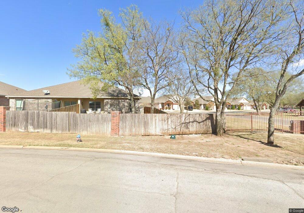 207 Shade Tree Ln, Cleburne, TX 76033 - photo 1