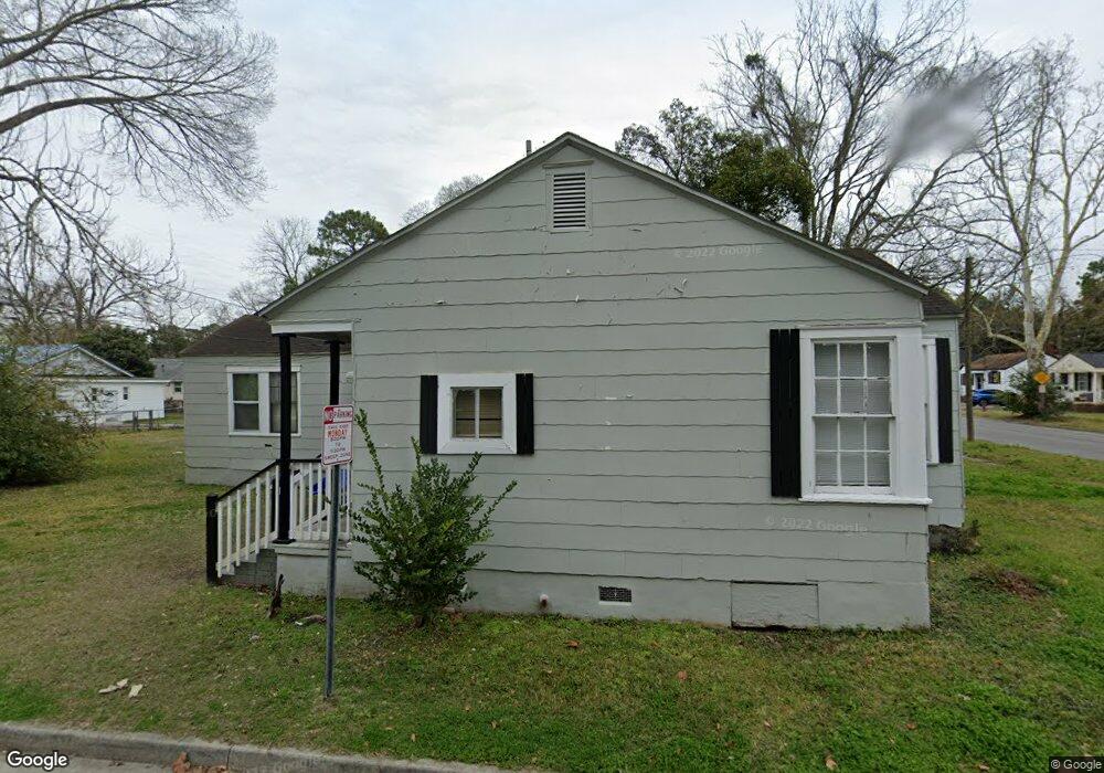 1402 E 33rd St, Savannah, GA 31404 - photo 1