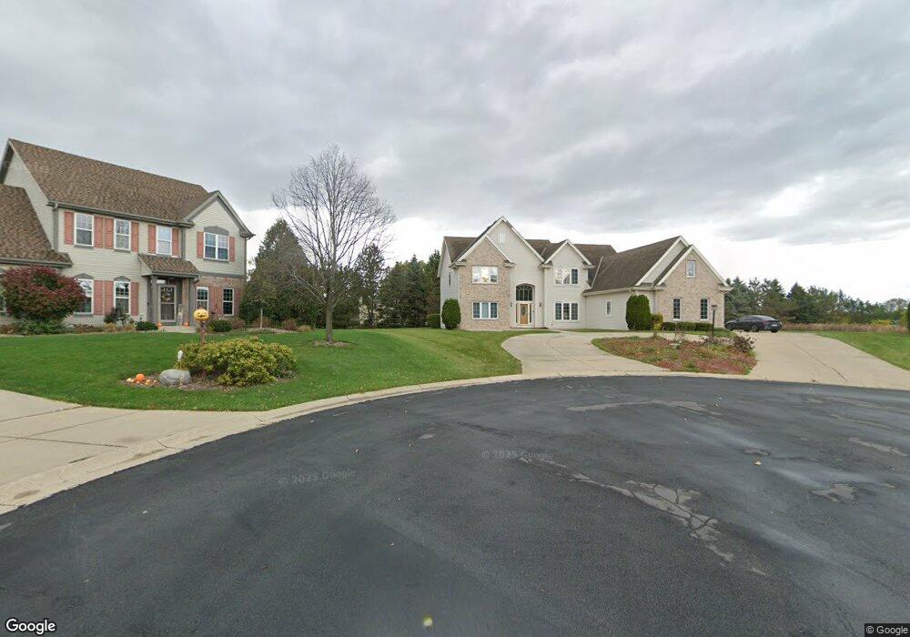 W127N6370 Sumac Ct, Menomonee Falls, WI 53051 - photo 1