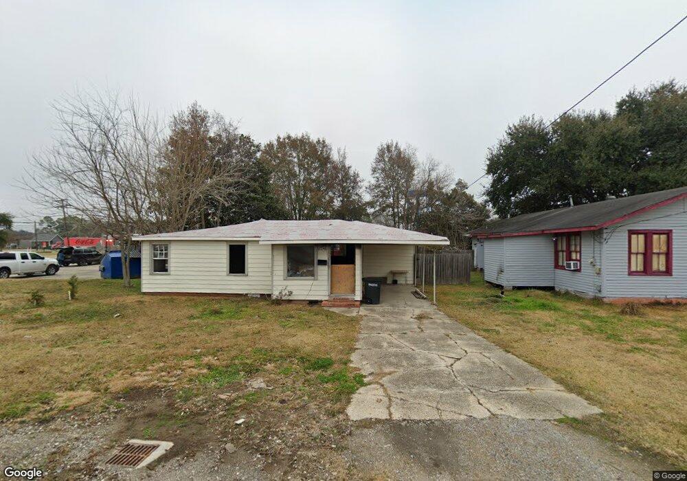 201 Hilliard St, New Iberia, LA 70560 - photo 1