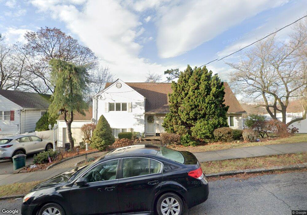 7 Dexter Rd, Yonkers, NY 10710 - photo 1