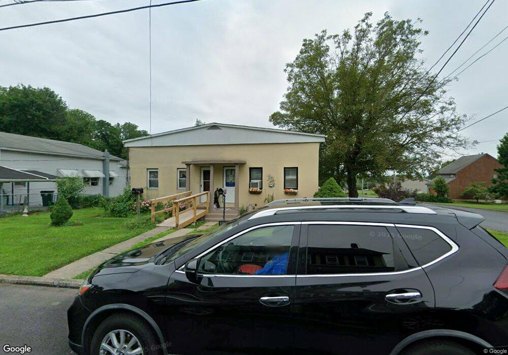 602 Penn St, Bath, PA 18014 - photo 1