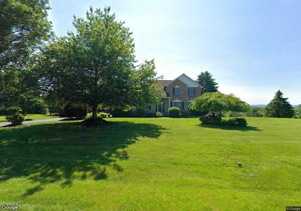 4668 York Dr, Orefield, PA 18069 - photo 1