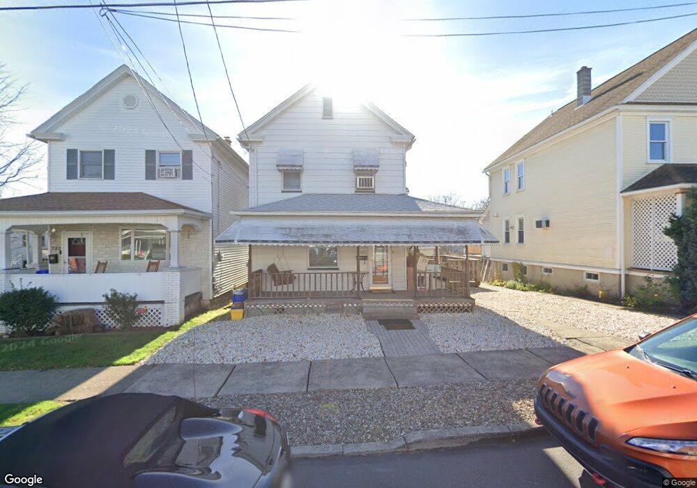 381 E Grand St, Nanticoke, PA 18634 - photo 1