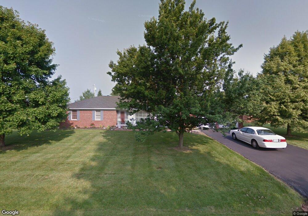 210 Manor House Ln, Frankfort, KY 40601 - photo 1