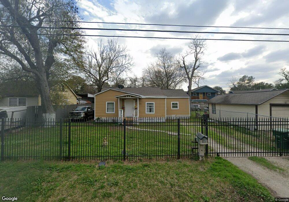 414 Bennington St, Houston, TX 77022 - photo 1