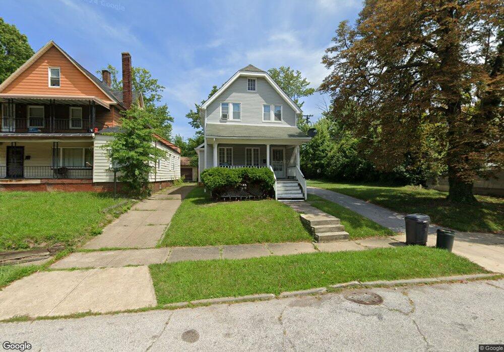 2071 Deanwood St, Cleveland, OH 44112 - photo 1