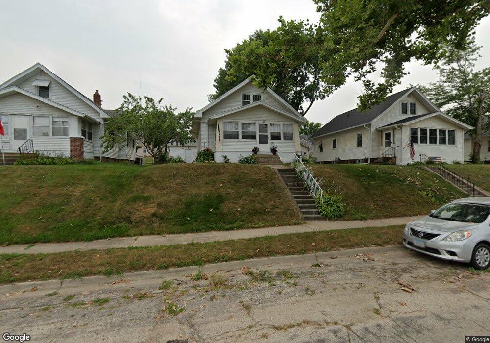 187 21st Ave SW, Cedar Rapids, IA 52404 - photo 1