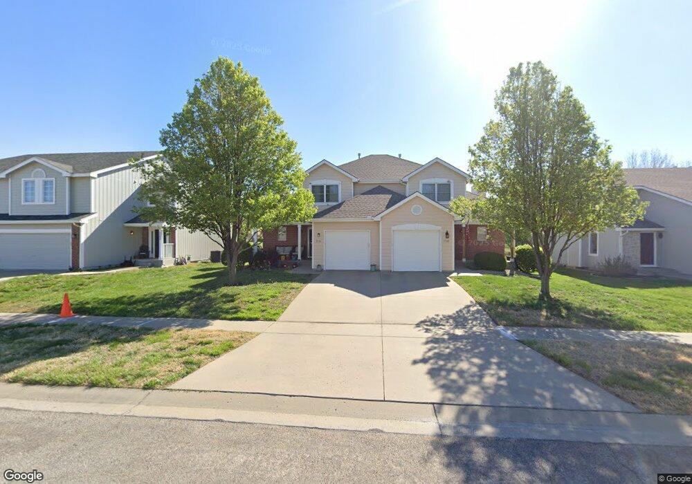 3346 SW Mariposa Place, Topeka, KS 66614 - photo 1