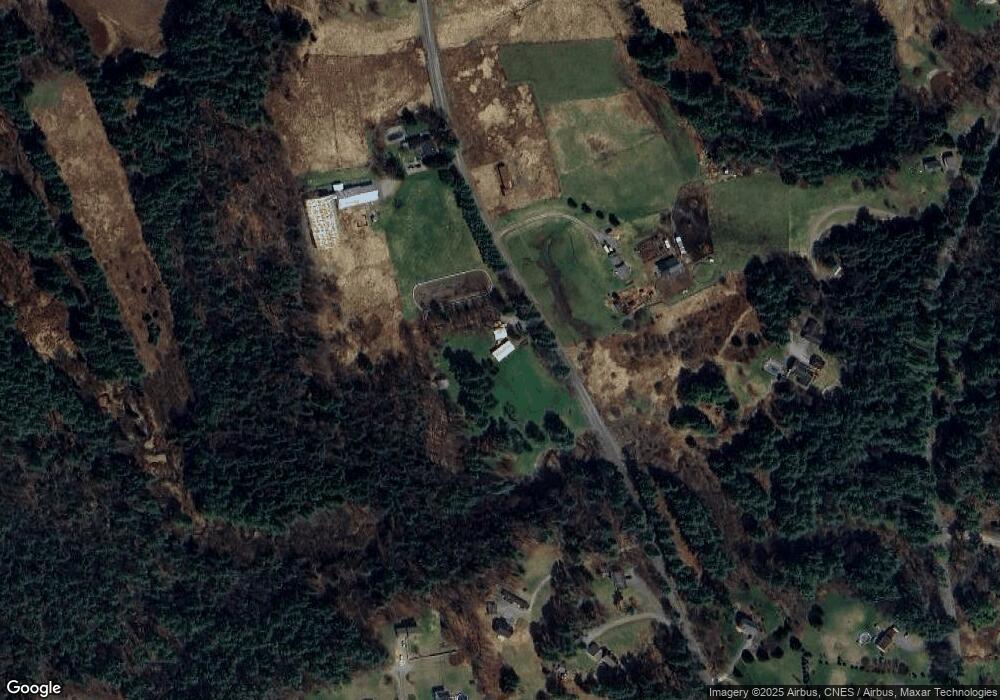 56 Swamp Rd, Fairfax, VT 05454 - photo 1