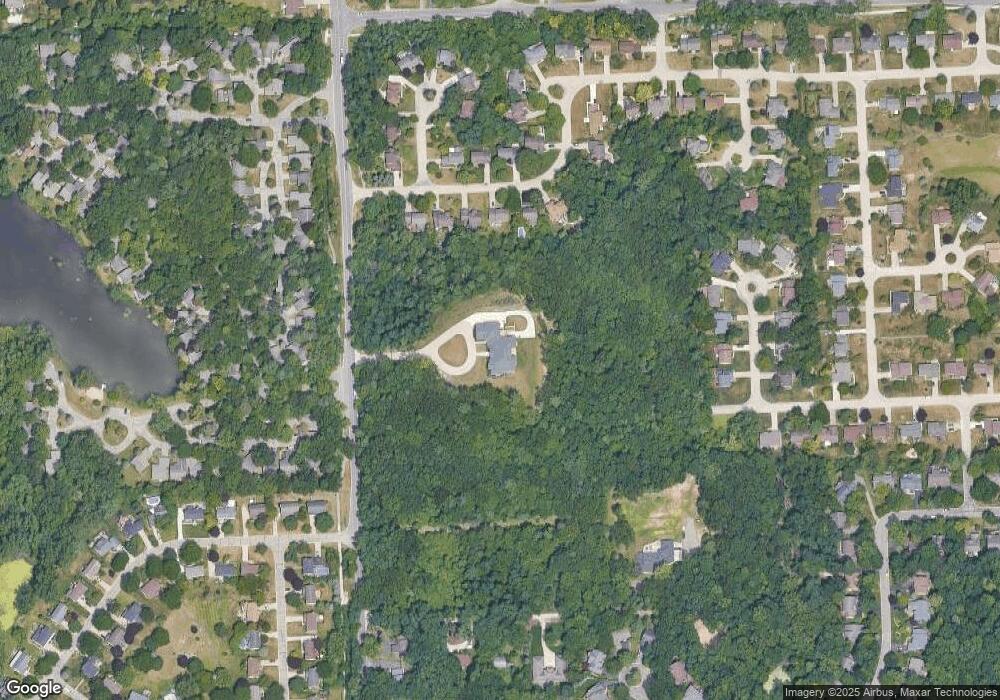 2205 Lochaven Rd, West Bloomfield, MI 48324 - photo 1