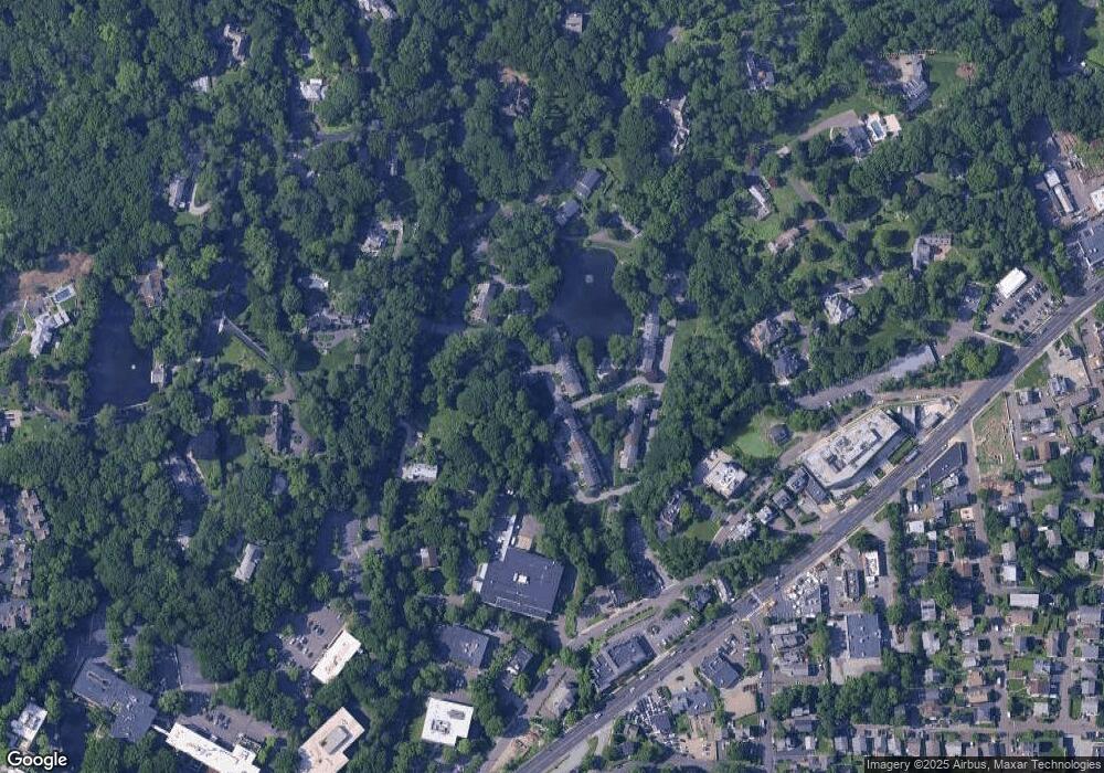 7 Georgetowne N unit 7, Greenwich, CT 06831 - photo 1