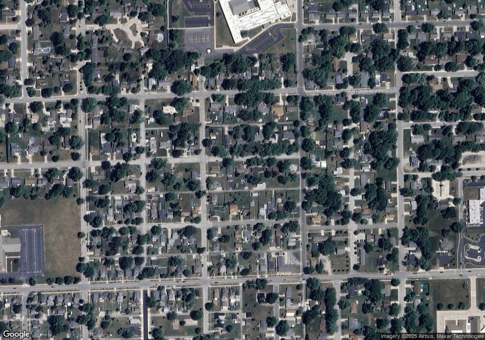 907 E 3rd St, Auburn, IN 46706 - photo 1