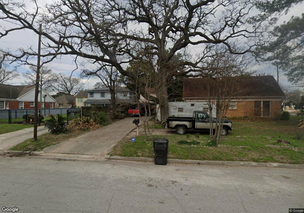 713 Graceland St, Houston, TX 77009 - photo 1