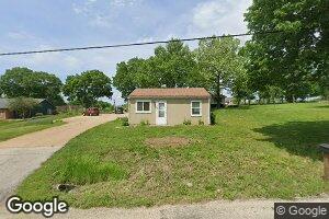 433 Whitfield St, Lecompton, KS 66050