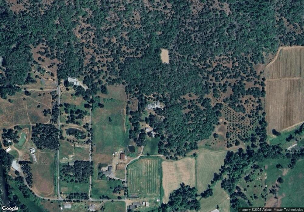 2581 E Evans Creek Rd, Rogue River, OR 97537 - photo 1