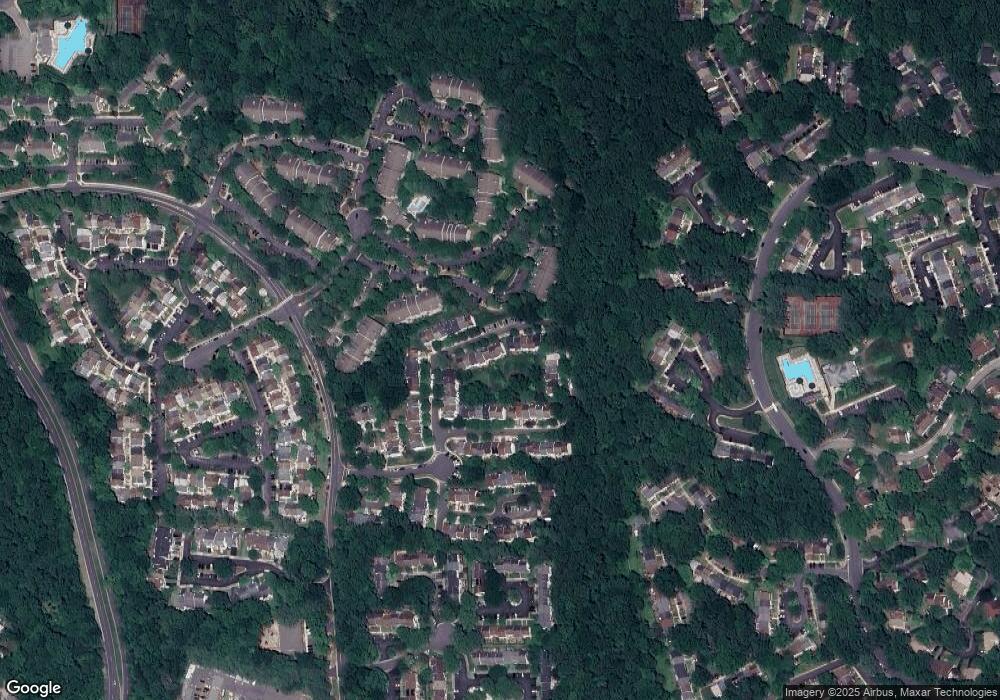 12257 Wye Oak Commons Cir, Burke, VA 22015 - photo 1