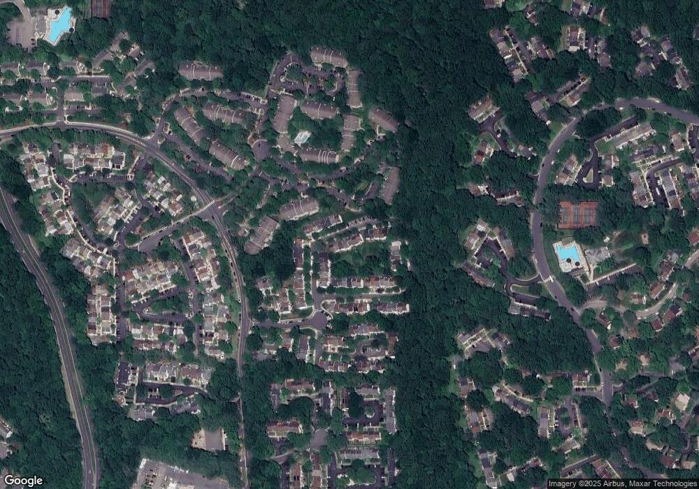 12263 Wye Oak Commons Cir, Burke, VA 22015 - photo 1