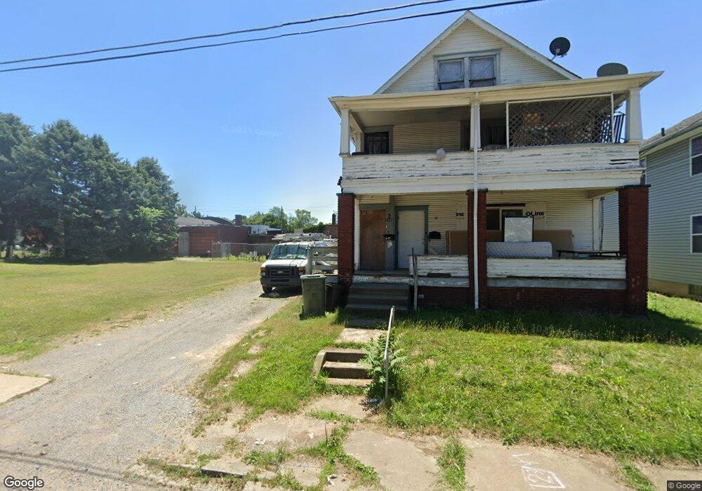 1004 13th St NE, Canton, OH 44714 - photo 1