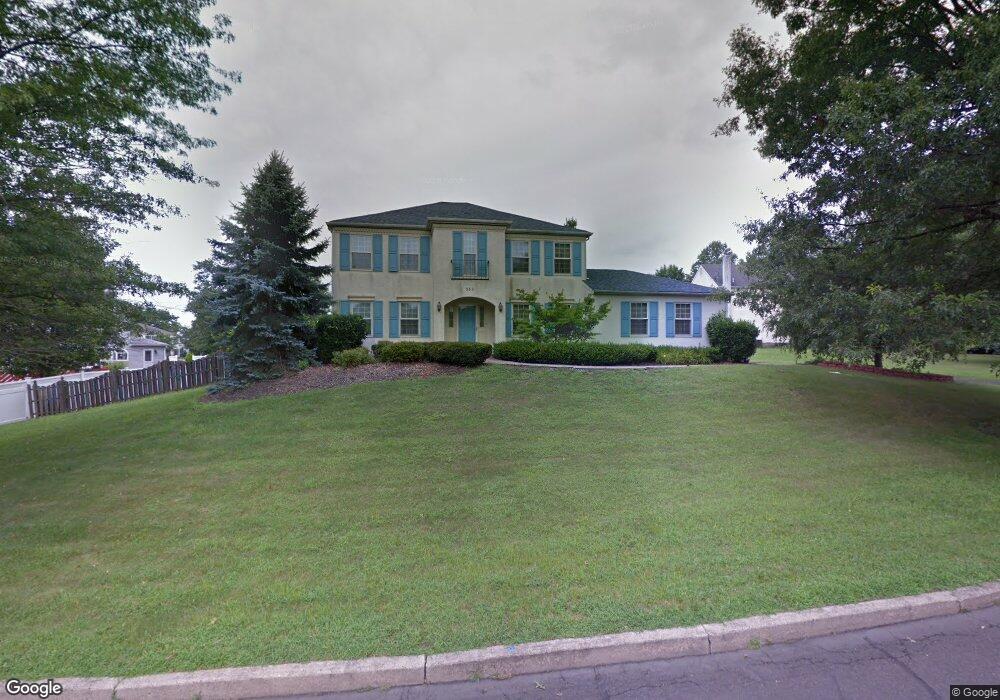 562 White Swan Way, Langhorne, PA 19047 - photo 1