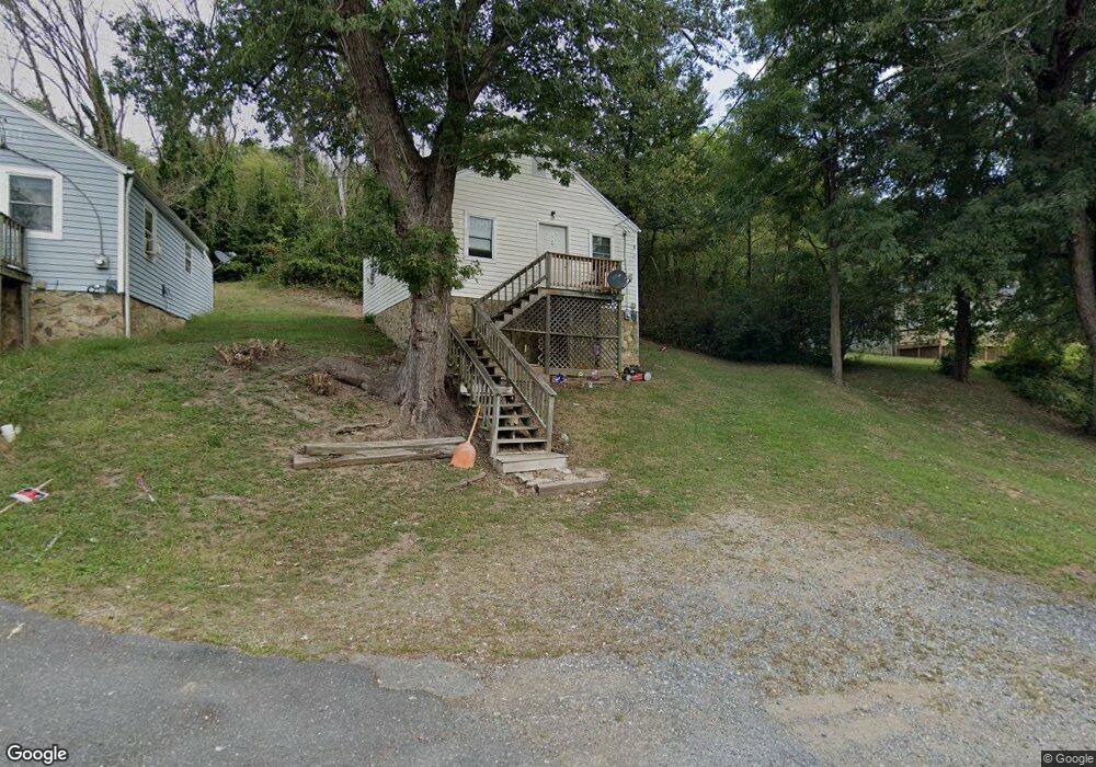 1729 E Main St, Waynesboro, VA 22980 - photo 1