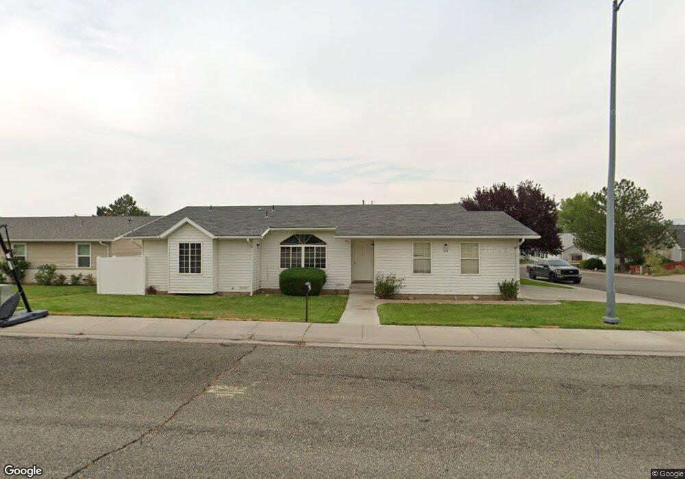 310 Macgregor St, Winnemucca, NV 89445 - photo 1