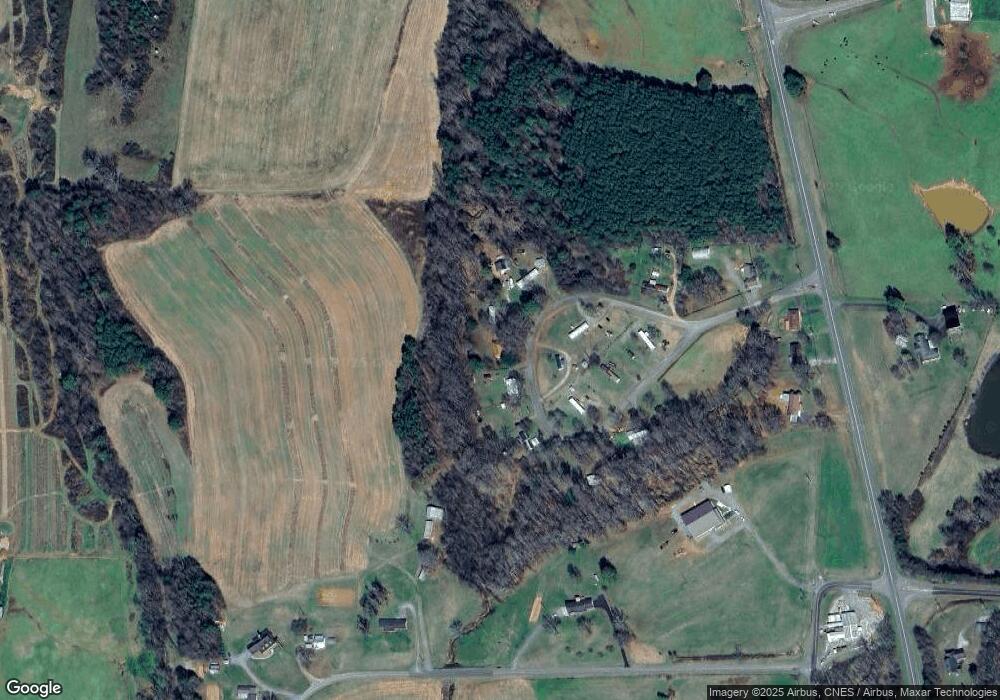 165 Kingsdale Dr, Statesville, NC 28625 - photo 1