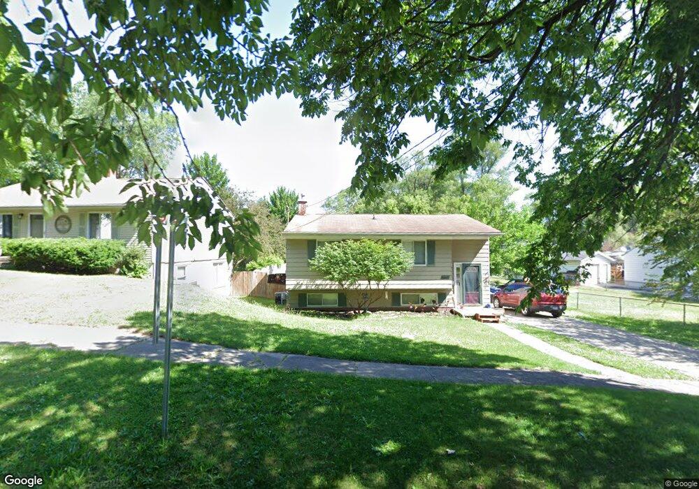 4537 Milton Dr, Flint, MI 48507 - photo 1